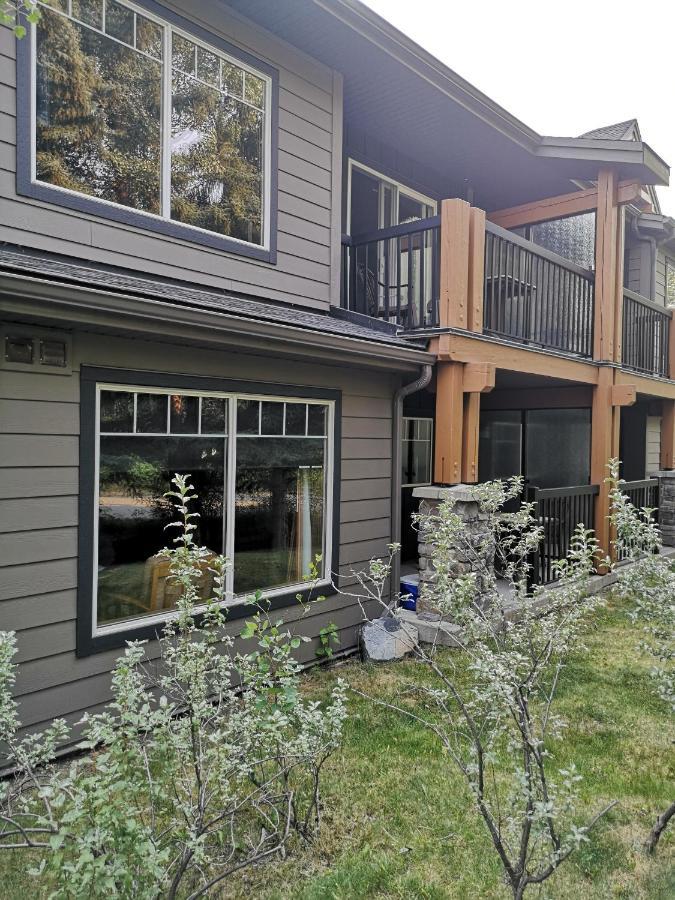 Rocky Mountain Getaway Apartment Canmore Bagian luar foto