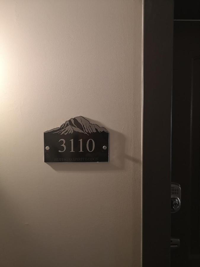 Rocky Mountain Getaway Apartment Canmore Bagian luar foto